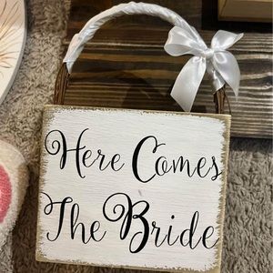 Wedding flower girl box